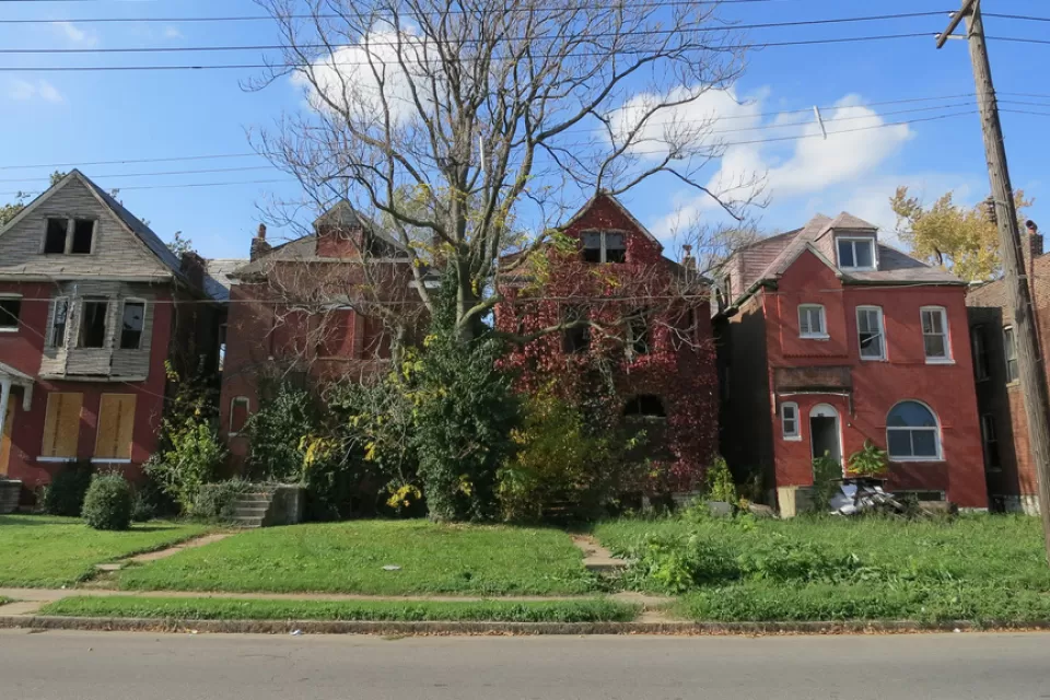 4 abandoned homes in St. Louis's Greater Ville neighborhood